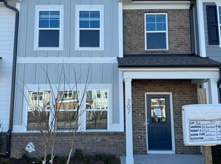 307 Parker Station Ave, Fuquay Varina, NC 27526