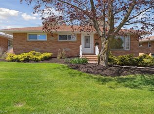 7574 Tamiami Dr, Parma, OH 44134
