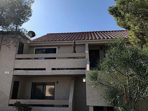 On second level, end unit