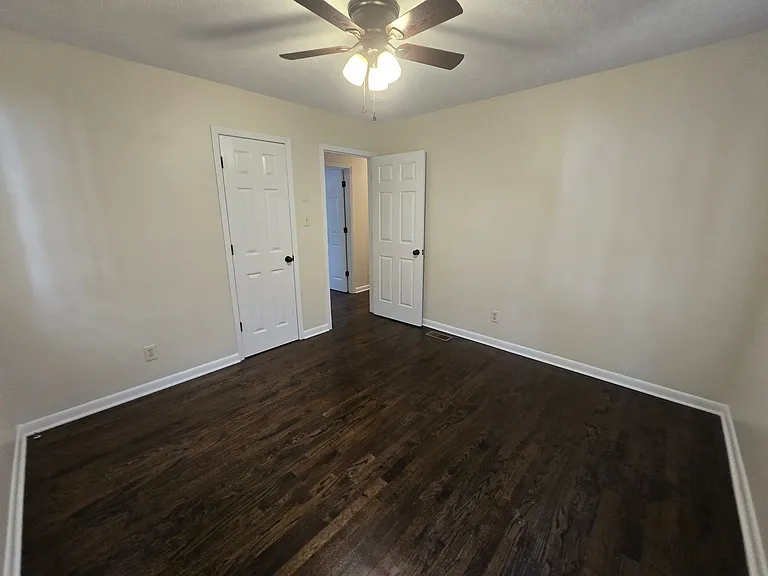 6343 Paddington Ct — Photo 17