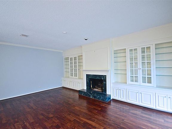 5th image of 3103 Amesbury Ct