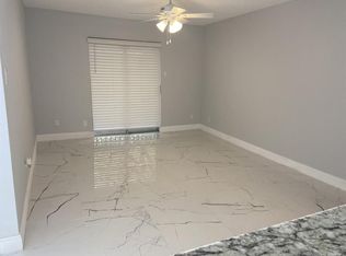 7200 Clarewood Dr APT 207, Houston, TX 77036
