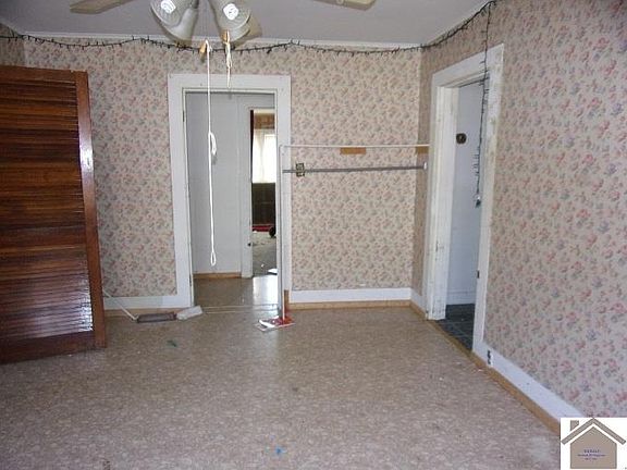 5th image of 203 N 17th St