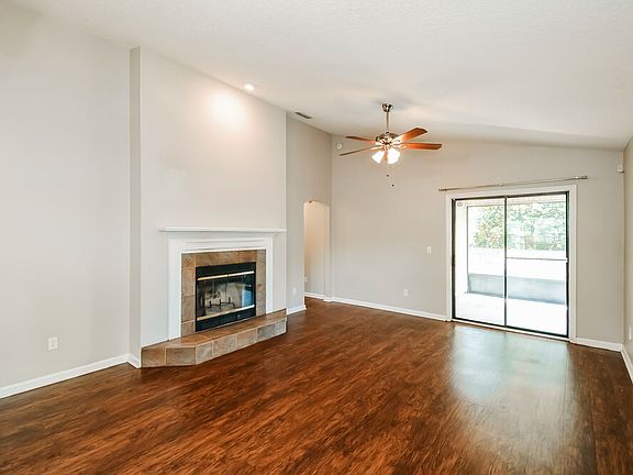 3rd image of 2746 Indigo Hills Ct