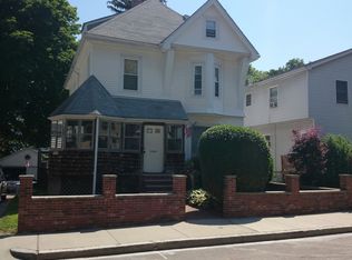 38 Peacevale Rd, Dorchester, MA 02124