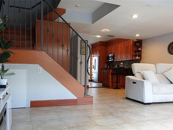 3rd image of 14245 SW 57th Ln #9-2