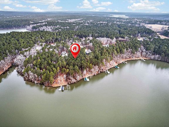 2nd image of 1100 Forest Hts #4