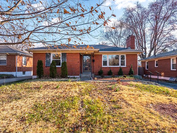 3rd image of 3529 Kerry Dr