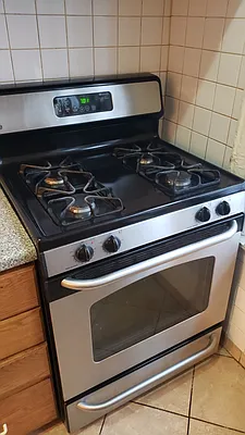 Rented by Old Brooklyn Real Estate Inc | media 15