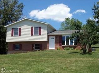 2869 Brightside Dr, Manchester, MD 21102