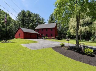 38 Manchaug Rd, Sutton, MA 01590