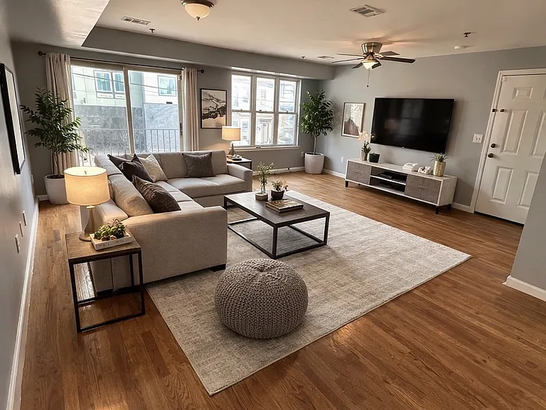 37-39 Hudson St #2 — Photo 2