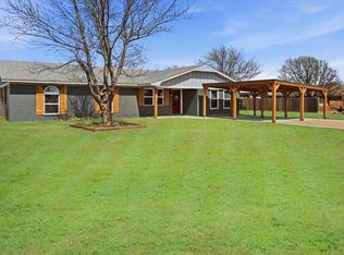 705 E Benton Ave, Sayre, OK 73662