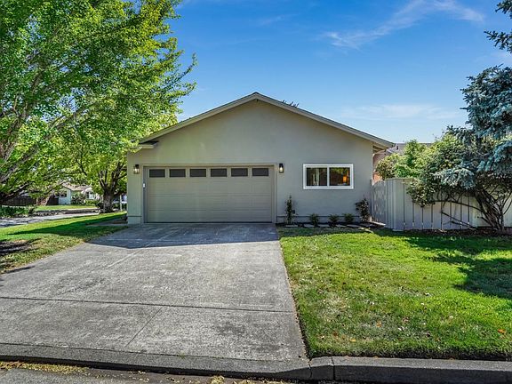 3rd image of 184 Temelec Cir