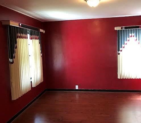 3rd image of 98 Martha Ave