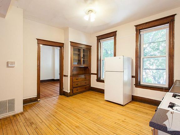 3rd image of 1405 W Belden Ave #1JC