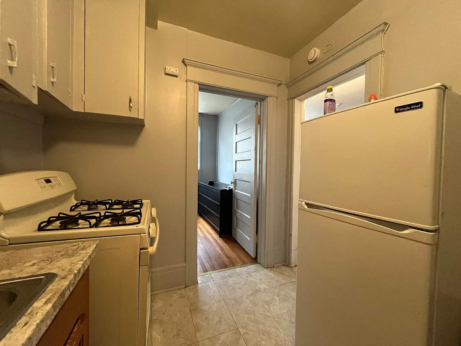 1 bed, $1,400 — Photo 3