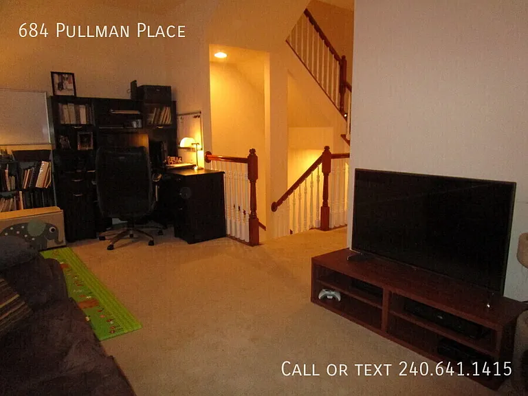 684 Pullman Pl — Photo 11