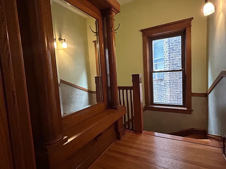 2113 N Springfield Ave #2 — Photo 16