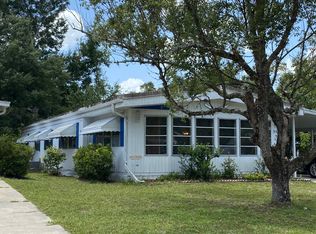 582 Orange Blossom Ln, Deland, FL 32724