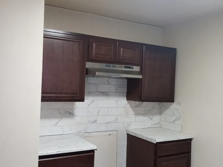 715 Southover Rd — Photo 5