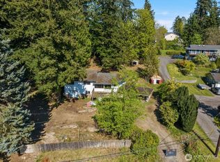1307 N Lake Stickney Dr, Lynnwood, WA 98087