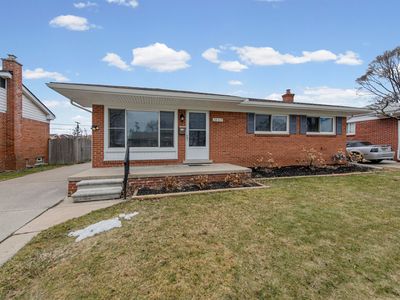 28517 Grant St, Saint Clair Shores, MI, 48081