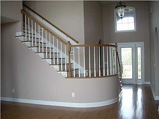 5th image of 2823 Lake Cove Cir