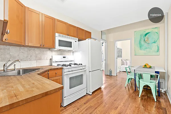 Rented by Triplemint | media 7