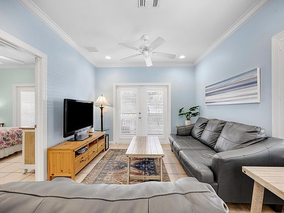 2nd image of 15 Coral Way