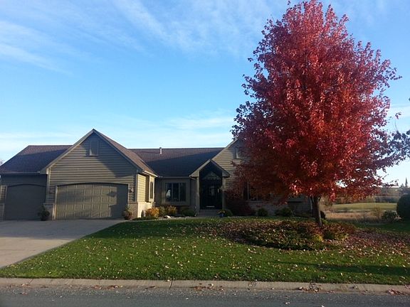 2nd image of 2010 Woodstone Dr
