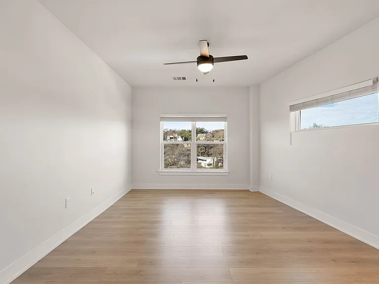 2500 Longview St #511 — Photo 13