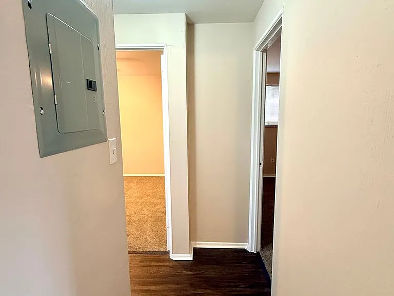 8626 W 54th Pl — Photo 10