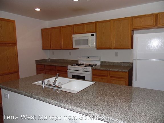 3rd image of 2106 Casa Ladera St