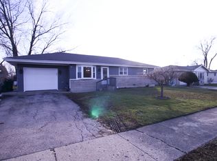 102 Zurich Rd, Joliet, IL 60436