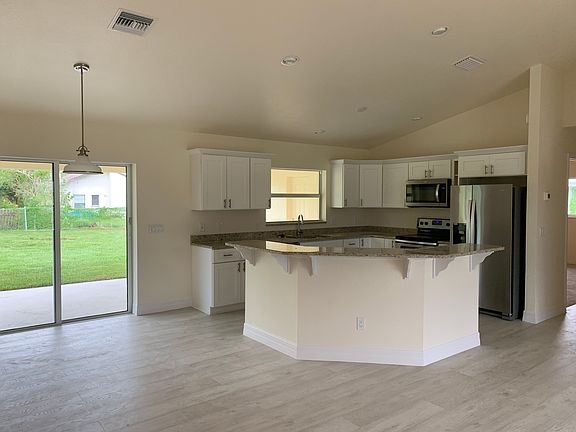 Kitchen/Dining and Patio