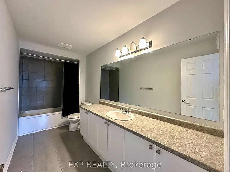 823 Regulus Rdg — Photo 13