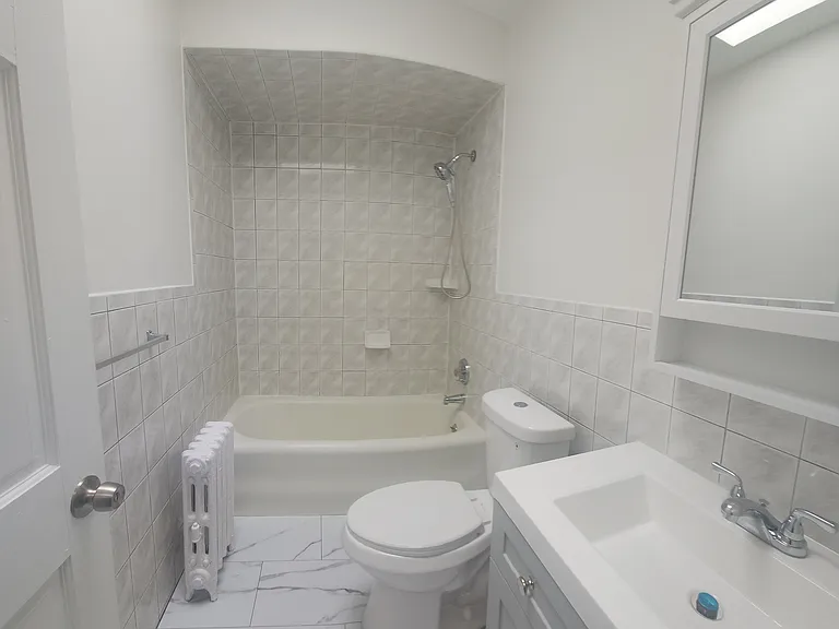 277-287 Hempstead Ave #1 — Photo 3