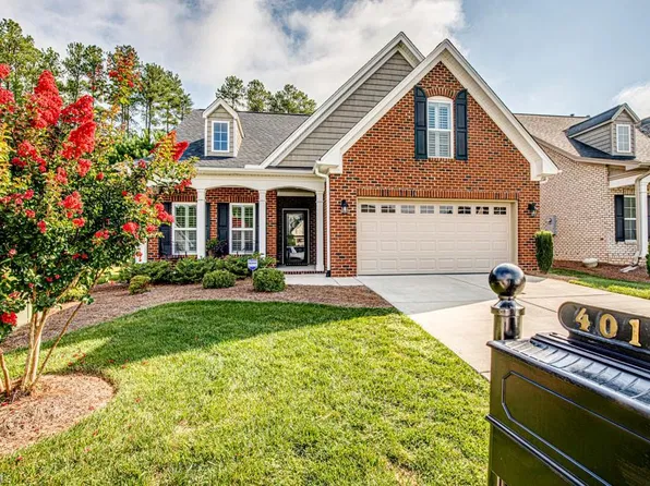 401 Dornoch Dr, Winston Salem, NC 27107