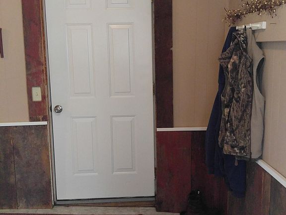 3rd image of 3534 N Airport Rd