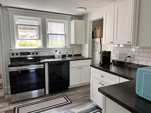 3 bed, 1.5 bath, $4,000 — Photo 3