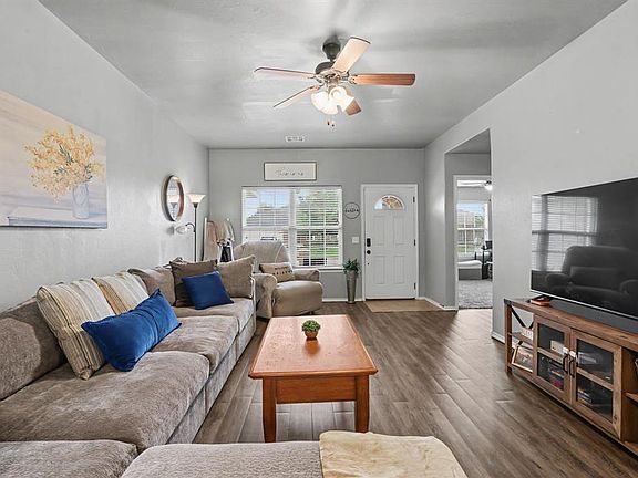 4th image of 11444 SW 25th Ter