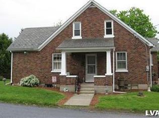 48 N Green St, Nazareth, PA 18064