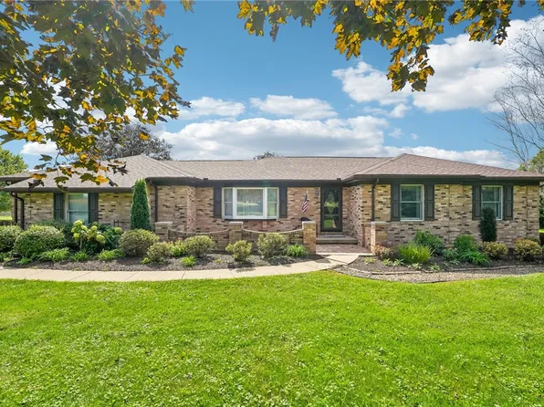 4254 Bethel New Wilmington Rd, New Wilmington, PA 16142
