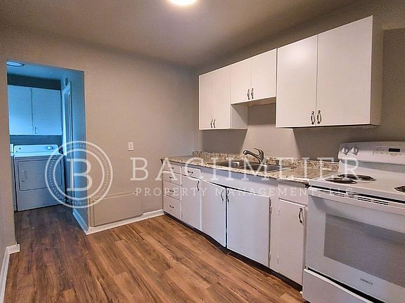 5th image of 456 SE Cherry St #A
