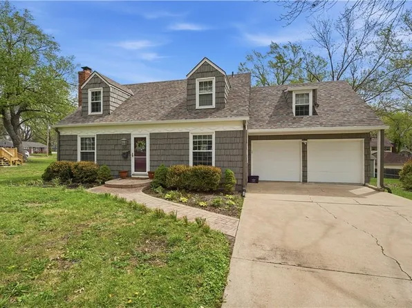 5105 Fontana St, Roeland Park, KS 66205