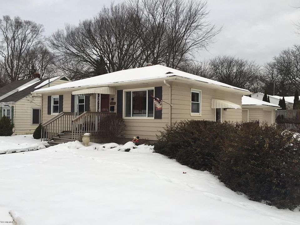 1st image of 1361 Fuller Ave NE