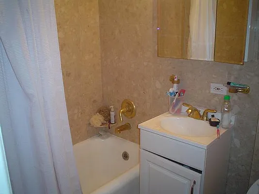 Sold by R & E Real Estate Management Co Inc | media 3