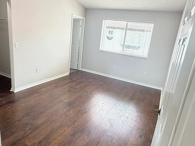 2202 SE 23rd Ter — Photo 30
