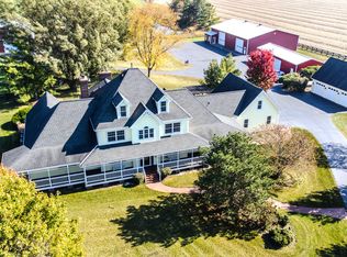 9N321 Barron Rd, Maple Park, IL 60151